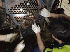 中央空調(diào)冷水機組管道破裂，永安昌盛專業(yè)維修上門服務